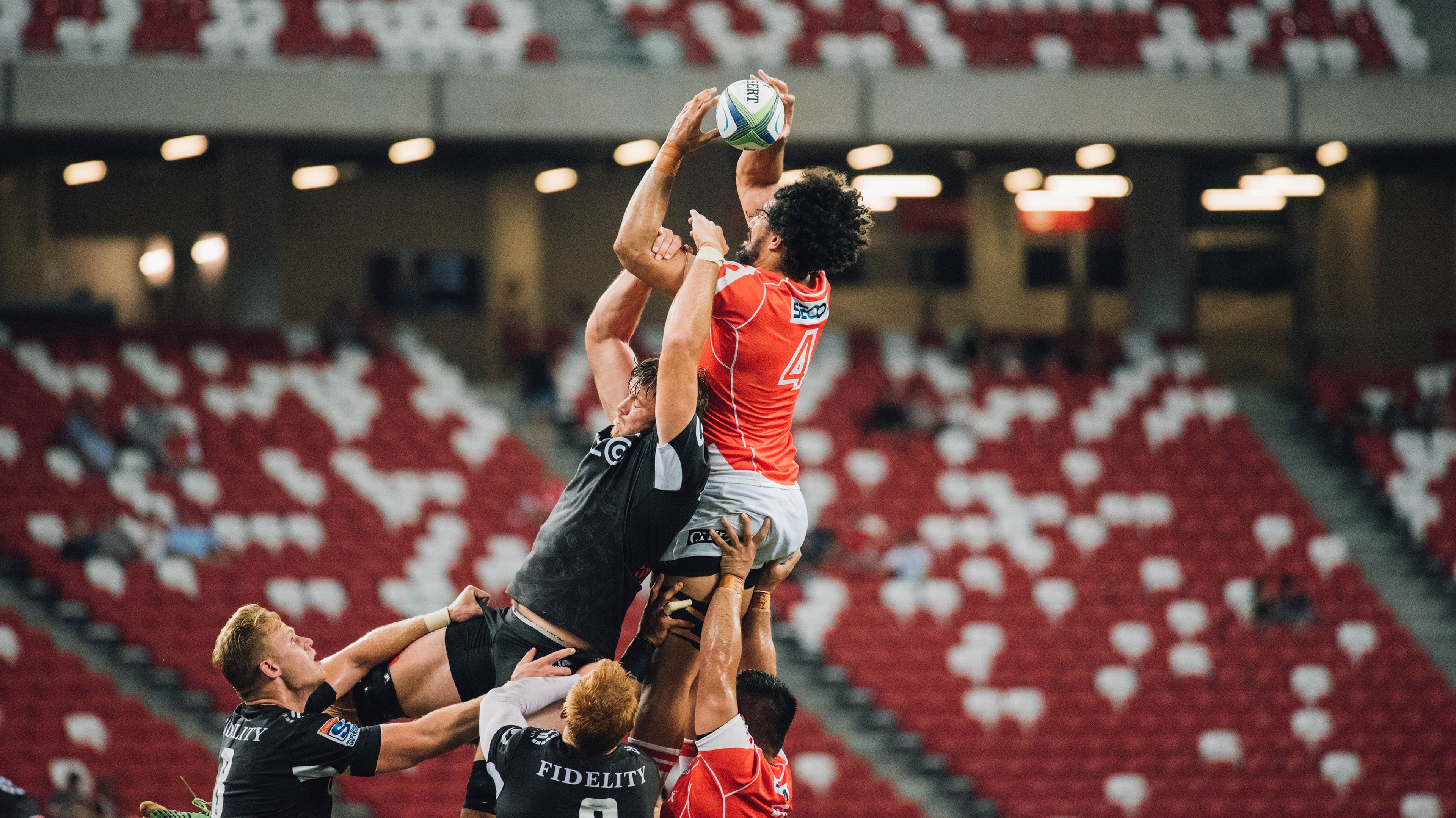 班凯罗持续制造杀伤,当76人用钝刀肢解雄鹿的钢铁防线