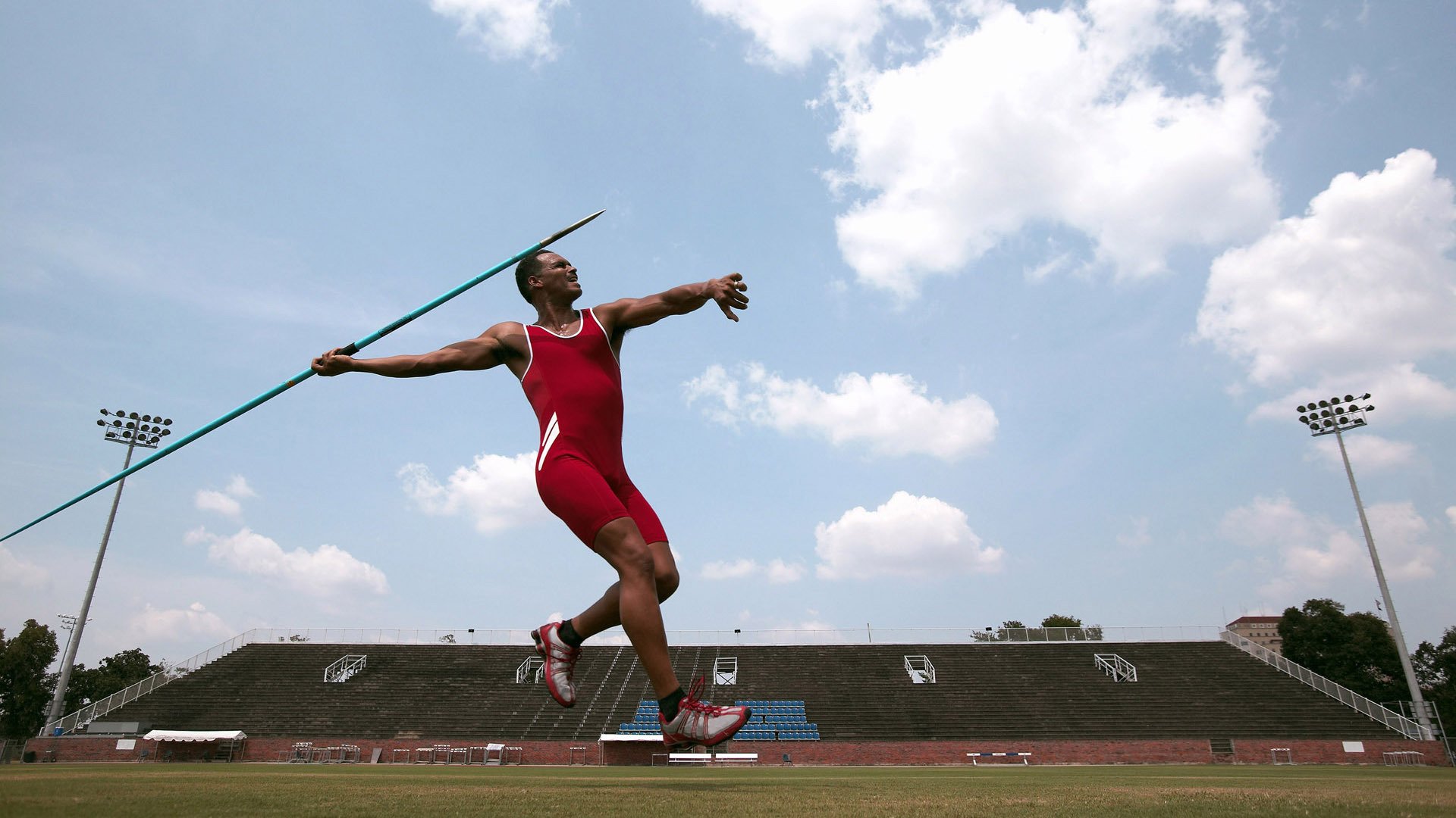 76人踏平广厦队，班凯罗成为关键先生